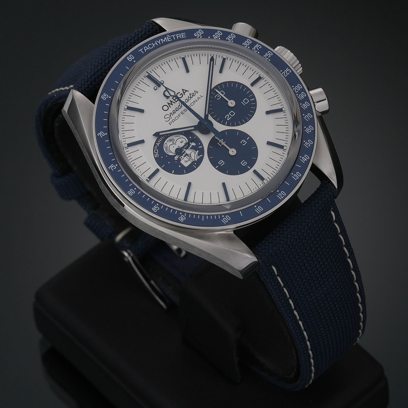 오메가 스피드마스터 크르노 실버 스누피 어워드 상세 이미지