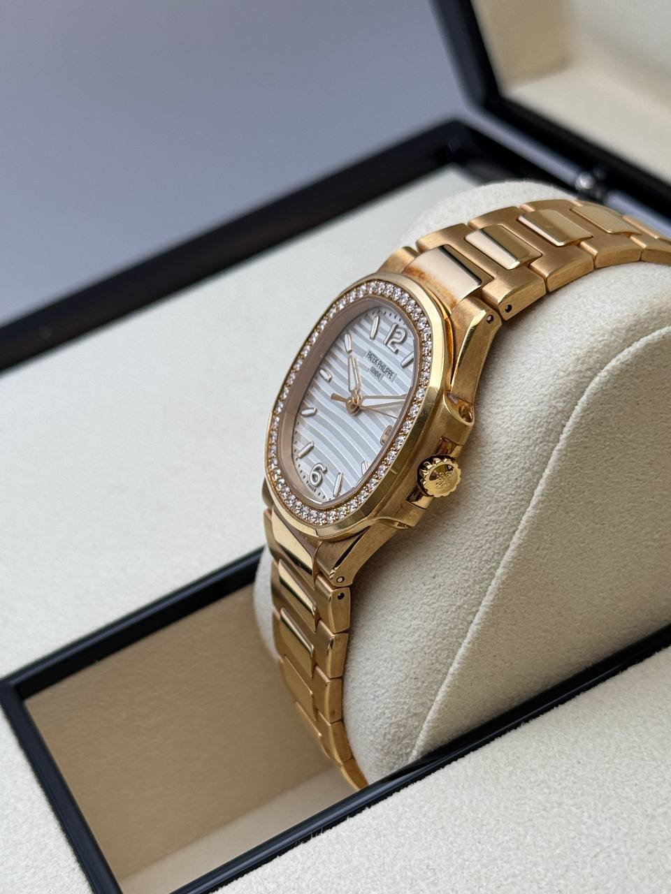 파텍필립 노틸러스 상세 이미지