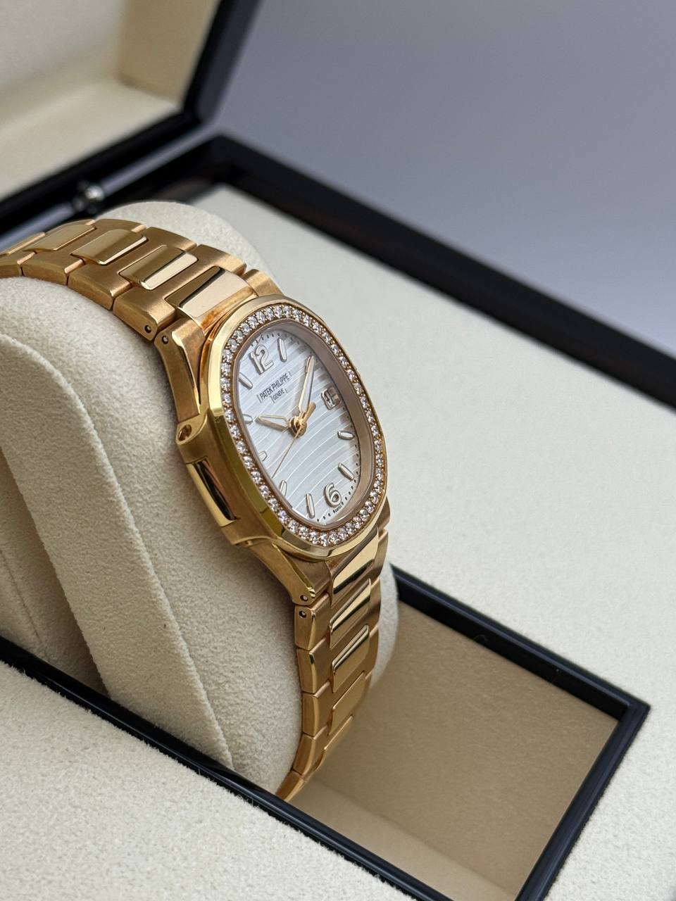 파텍필립 노틸러스 상세 이미지